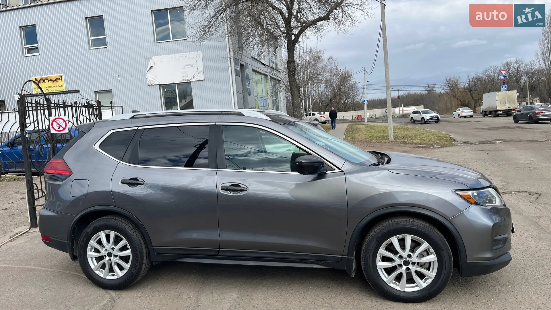 2017 Nissan Rogue - мініатюра 4