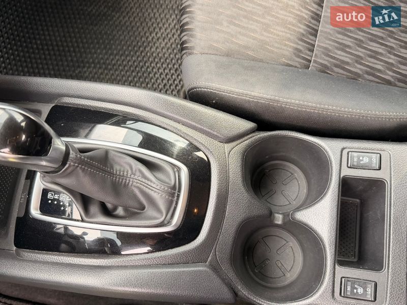 Внедорожник / Кроссовер Nissan Rogue 2018 в Яготине фото 16 Внедорожник / Кроссовер Nissan Rogue 2018 в Яготине