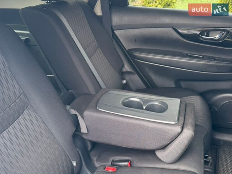 Внедорожник / Кроссовер Nissan Rogue 2018 в Яготине фото 24 Внедорожник / Кроссовер Nissan Rogue 2018 в Яготине