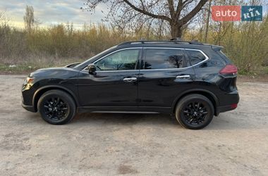 Внедорожник / Кроссовер Nissan Rogue 2018 в Ровно