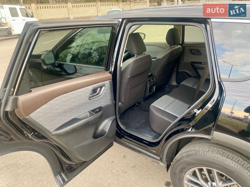 Позашляховик / Кросовер Nissan Rogue 2020 в Вінниці