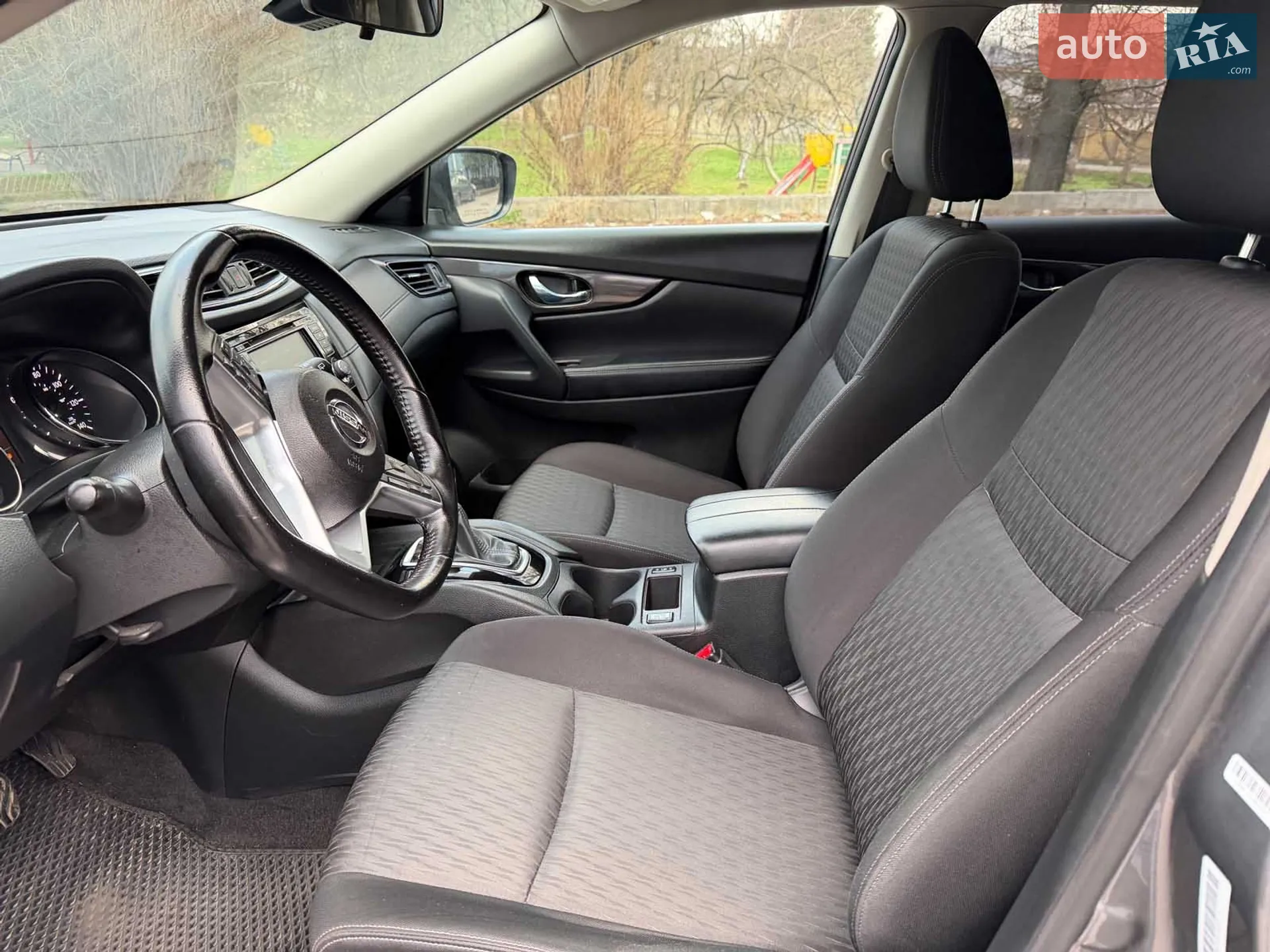 2020 Nissan Rogue - мініатюра 13