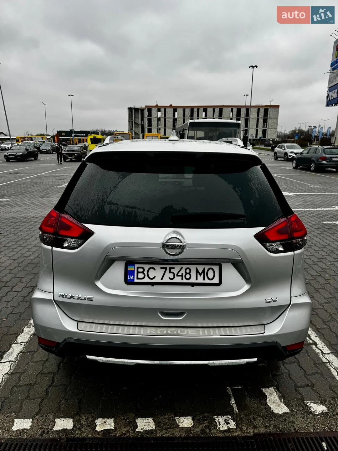 2018 Nissan Rogue - мініатюра 11