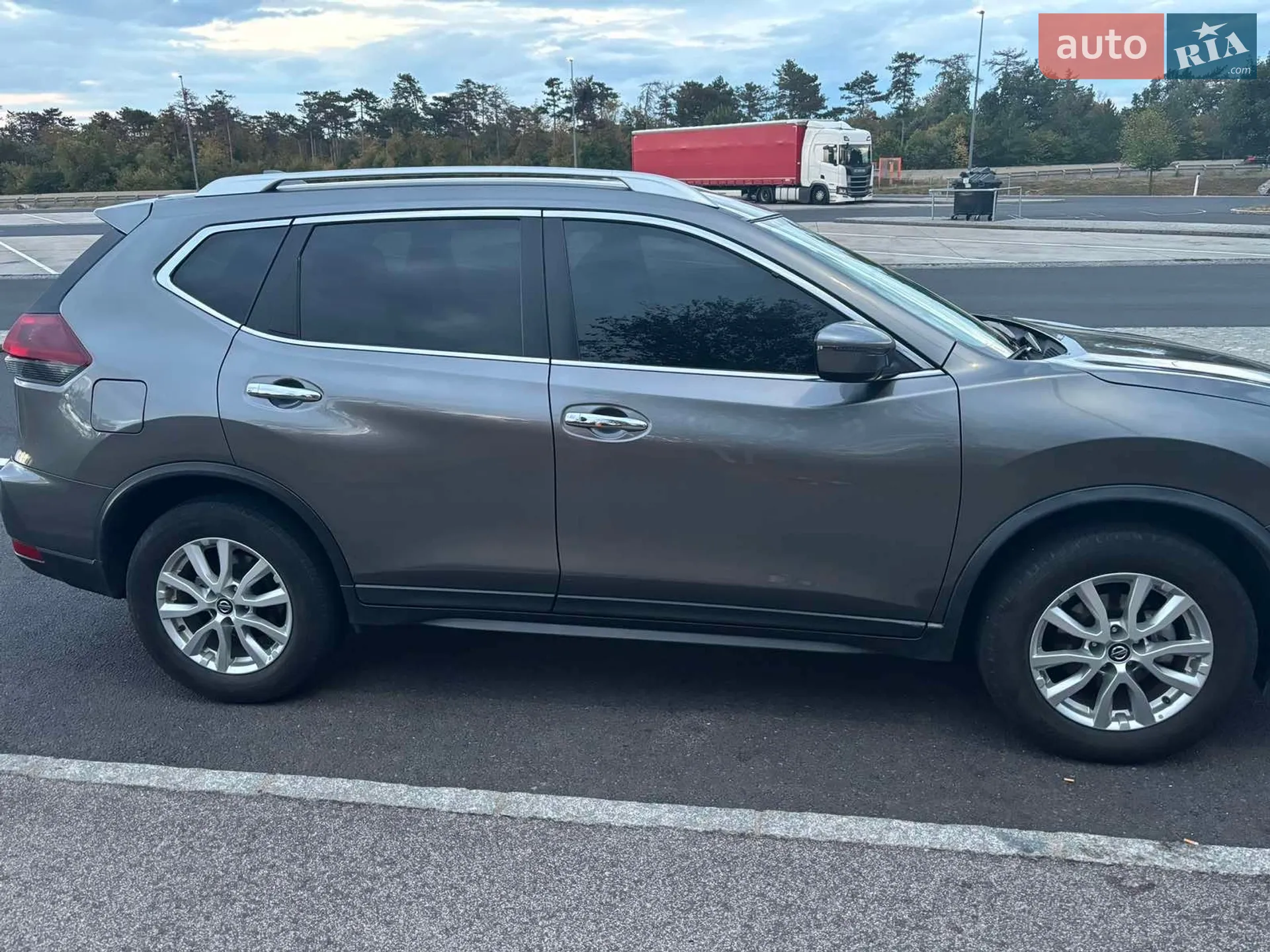 2019 Nissan Rogue - мініатюра 5