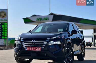 Позашляховик / Кросовер Nissan Rogue 2025 в Хмельницькому