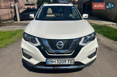 Внедорожник / Кроссовер Nissan Rogue 2017 в Одессе