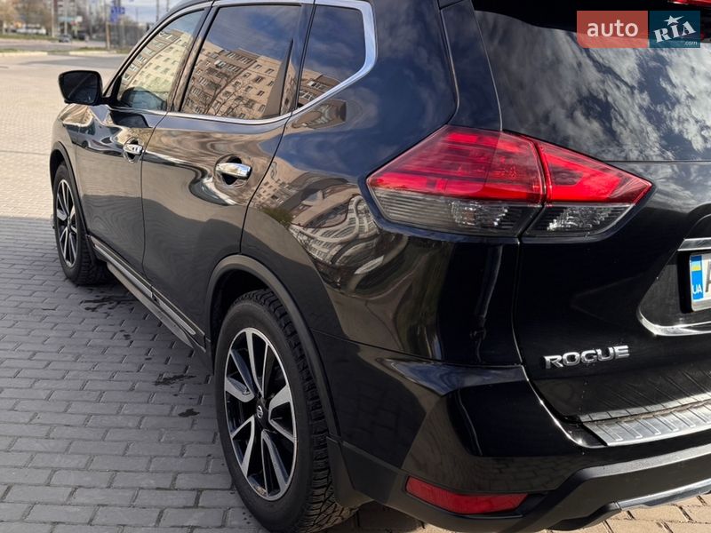 Позашляховик / Кросовер Nissan Rogue 2017 в Івано-Франківську