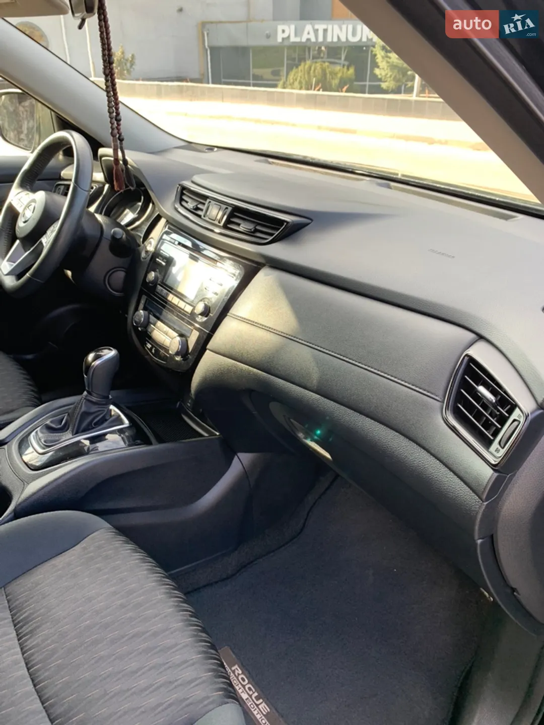2017 Nissan Rogue - мініатюра 17