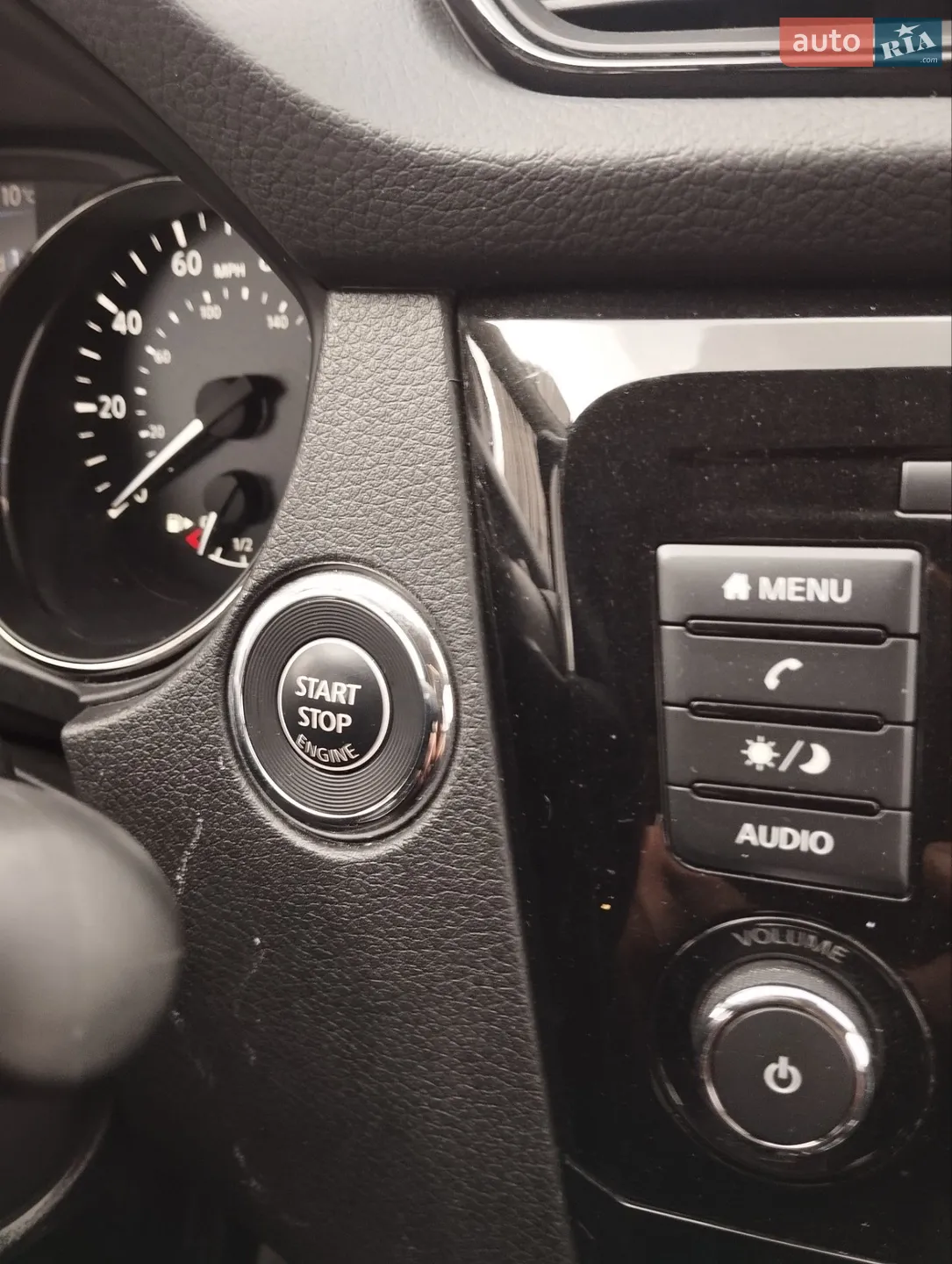 2019 Nissan Rogue - мініатюра 25