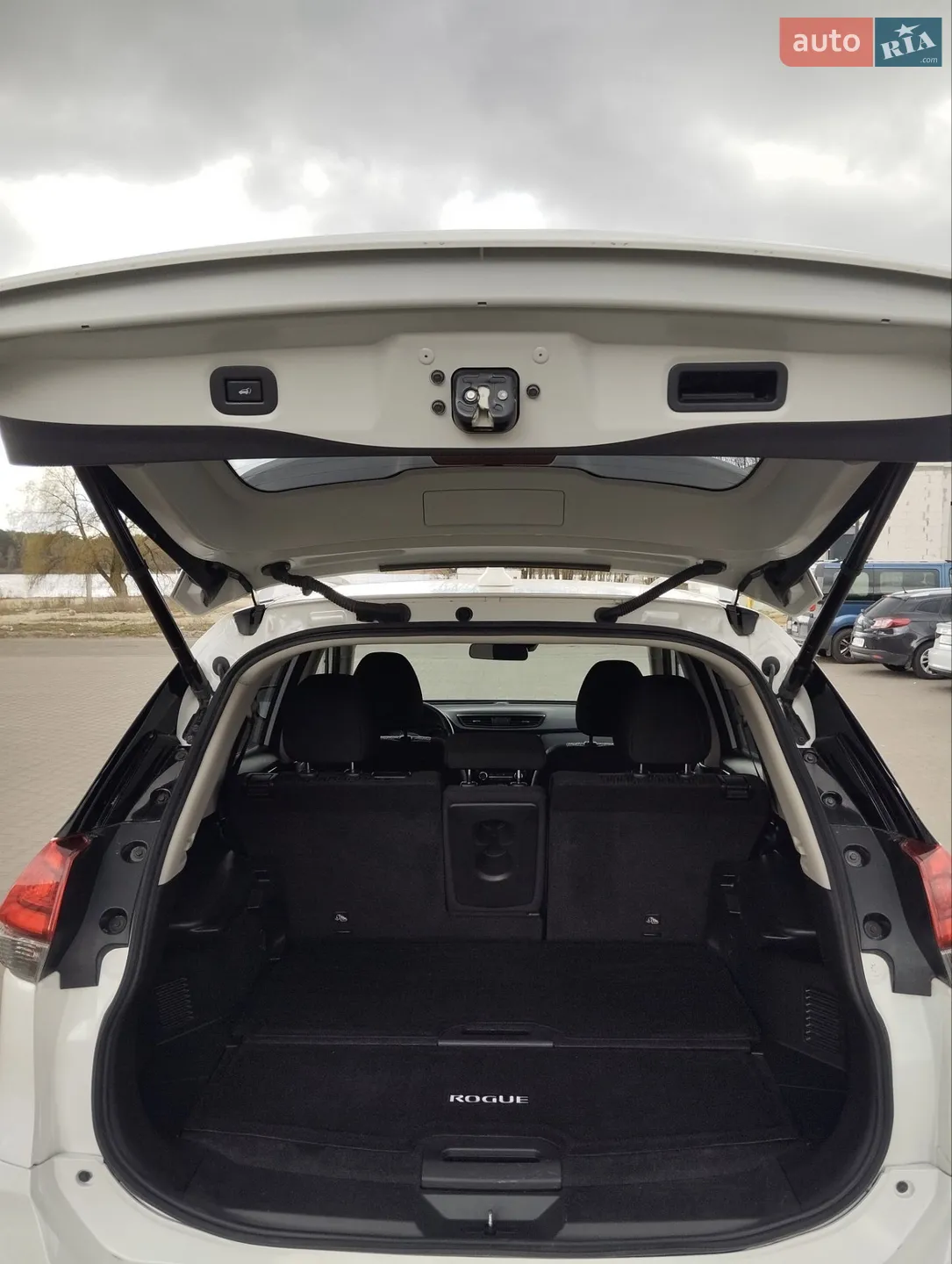 2019 Nissan Rogue - мініатюра 36