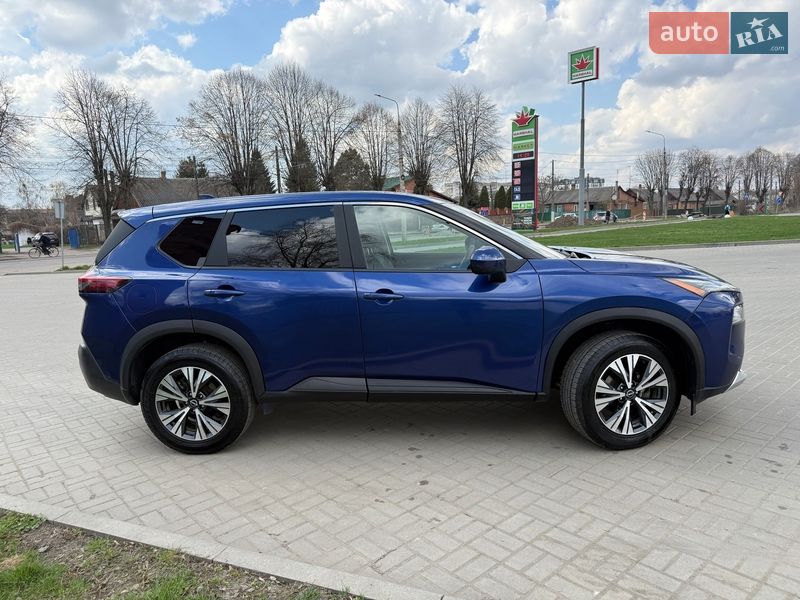 Позашляховик / Кросовер Nissan Rogue 2023 в Житомирі