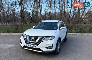 Внедорожник / Кроссовер Nissan Rogue 2017 в Одессе