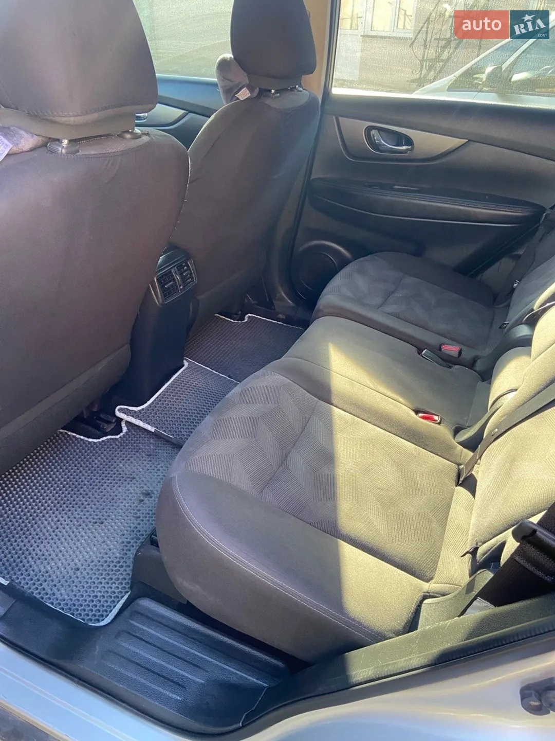 2016 Nissan Rogue - мініатюра 10