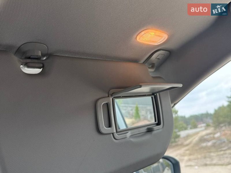 Позашляховик / Кросовер Nissan Rogue 2025 в Коростишеві