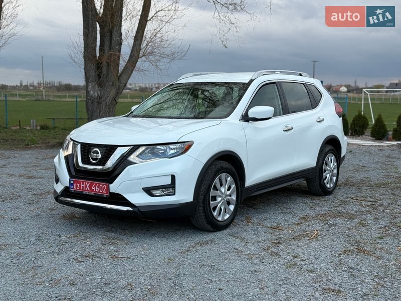 Позашляховик / Кросовер Nissan Rogue 2018 в Рівному