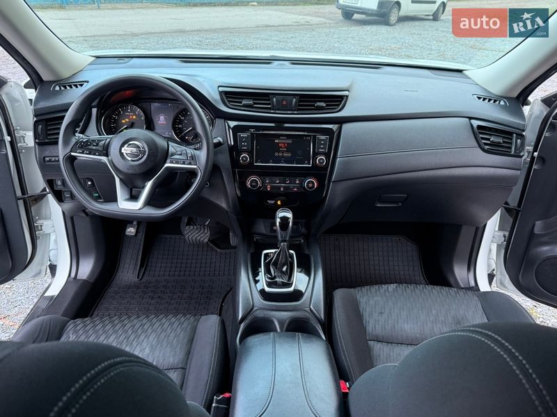 Позашляховик / Кросовер Nissan Rogue 2018 в Рівному