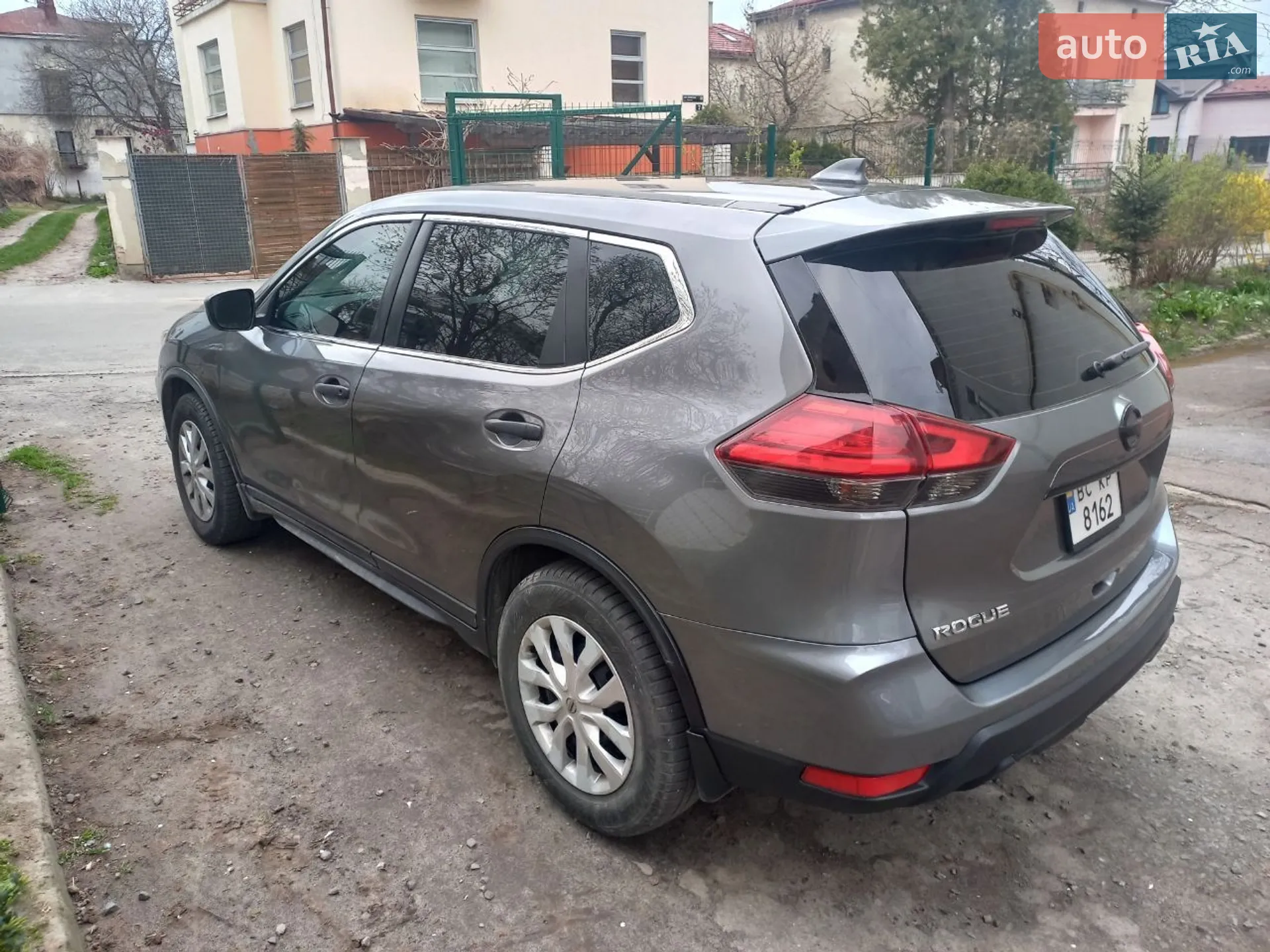 2017 Nissan Rogue - мініатюра 2