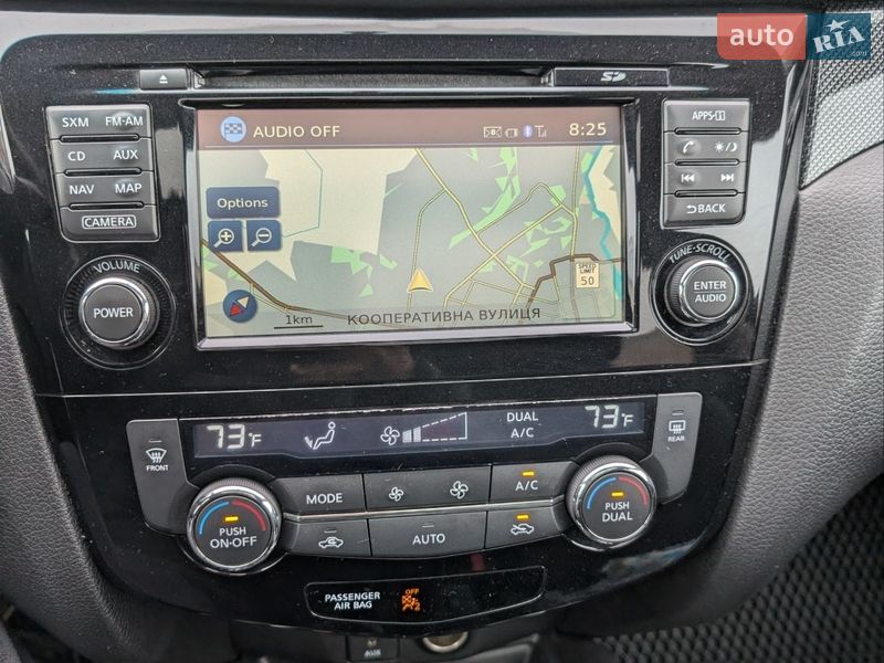 Позашляховик / Кросовер Nissan Rogue 2015 в Житомирі