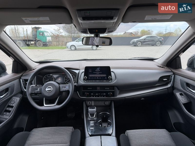 Позашляховик / Кросовер Nissan Rogue 2023 в Калуші