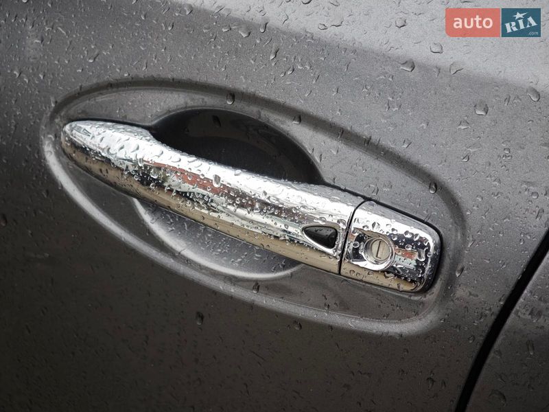 Позашляховик / Кросовер Nissan Rogue 2016 в Харкові