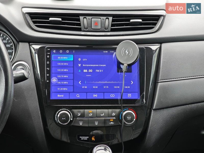 Позашляховик / Кросовер Nissan Rogue 2016 в Харкові