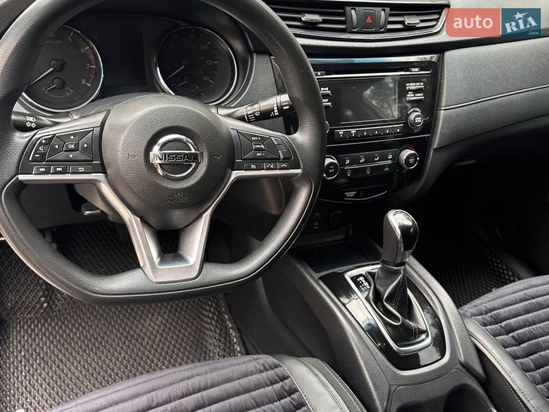 Позашляховик / Кросовер Nissan Rogue 2017 в Полтаві фото 19 Позашляховик / Кросовер Nissan Rogue 2017 в Полтаві