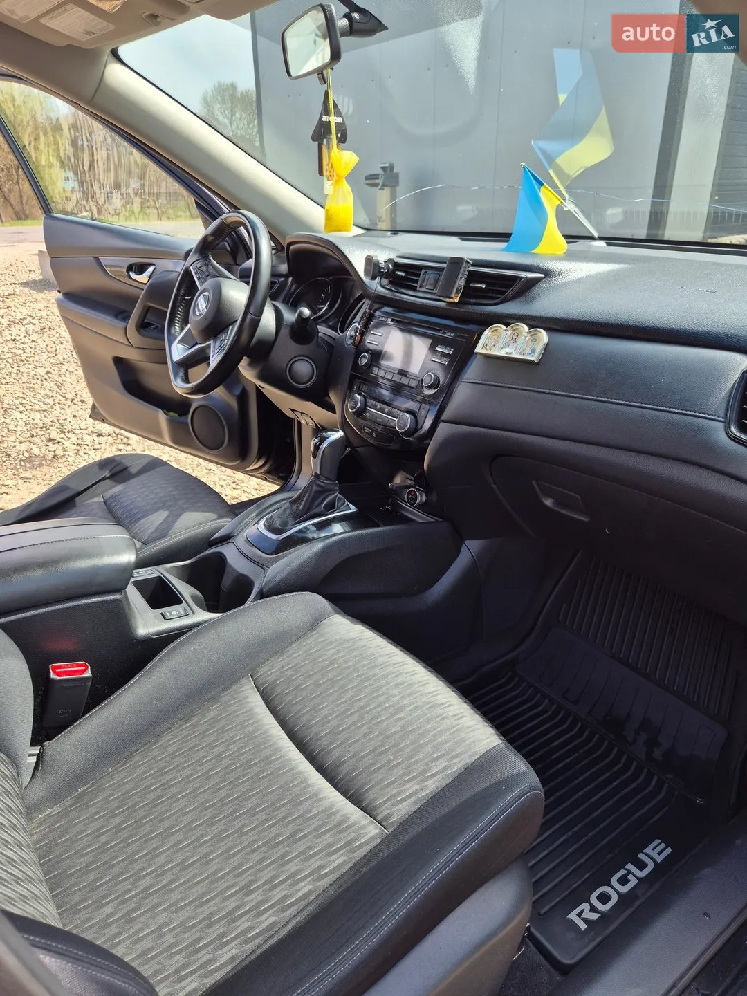 2017 Nissan Rogue - мініатюра 8