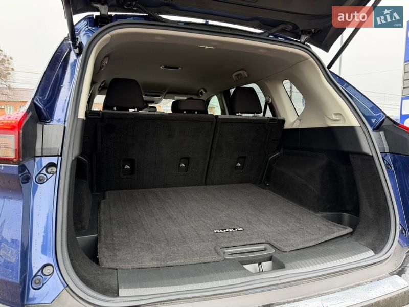 Позашляховик / Кросовер Nissan Rogue 2021 в Сумах
