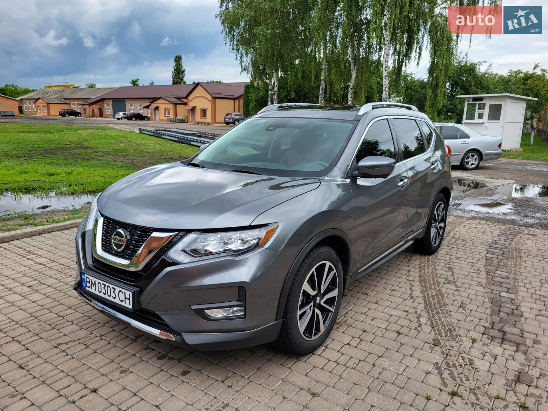 2018 Nissan Rogue - мініатюра 2