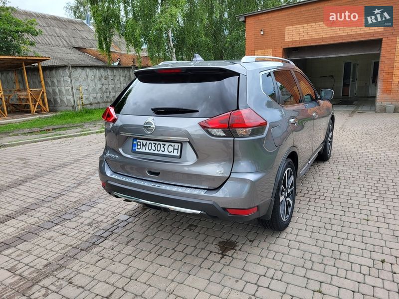 Внедорожник / Кроссовер Nissan Rogue 2018 в Ромнах