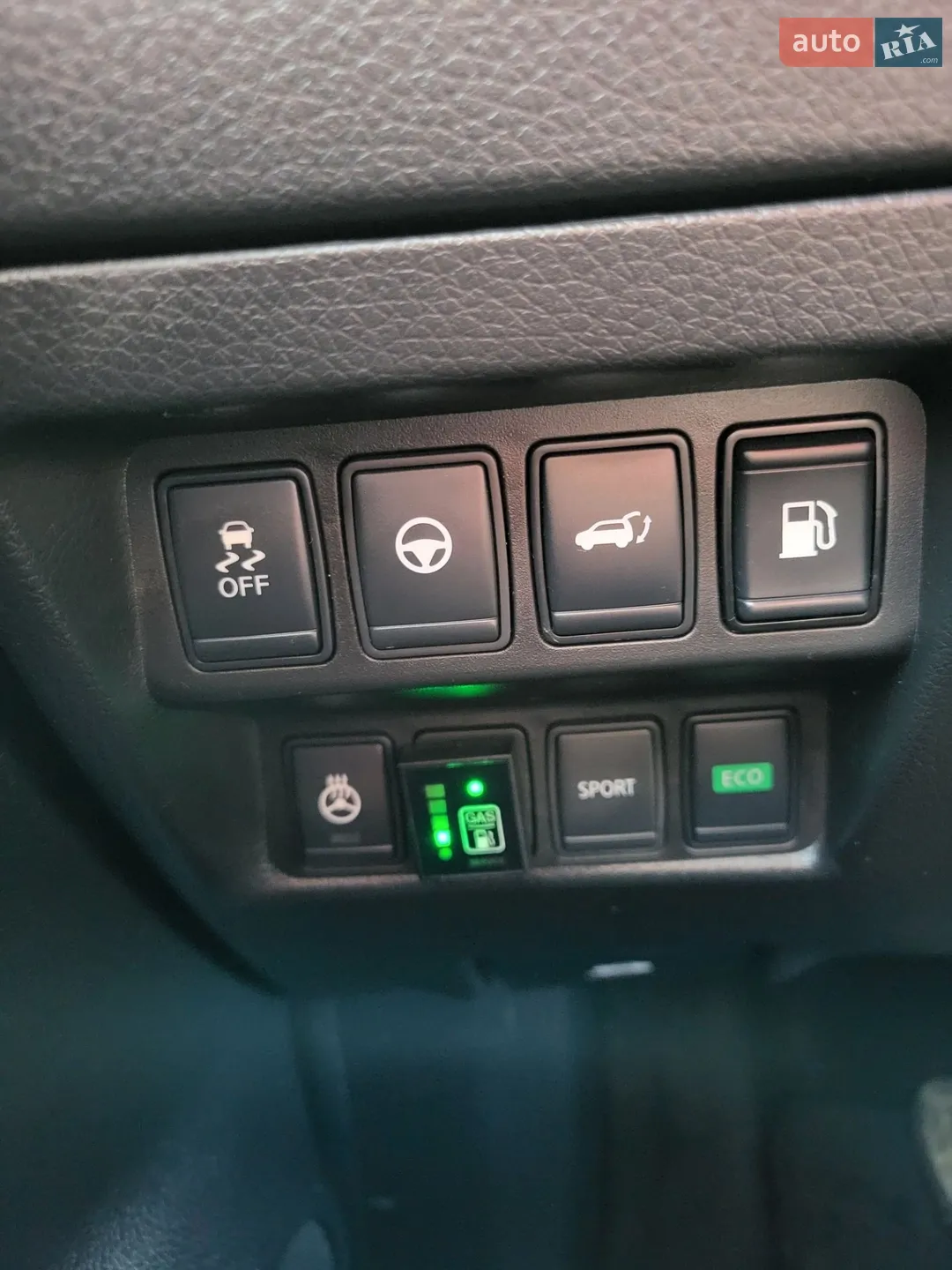 2018 Nissan Rogue - мініатюра 35