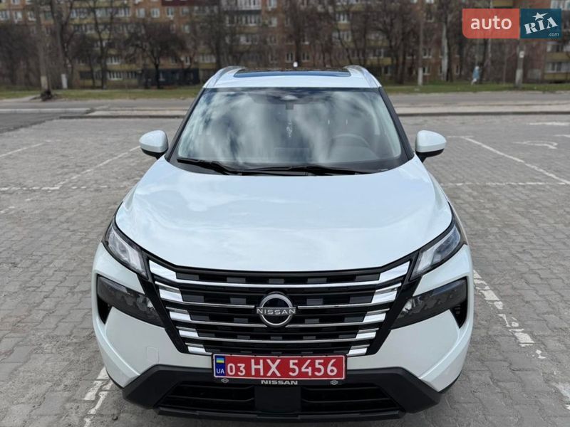 Внедорожник / Кроссовер Nissan Rogue 2024 в Кривом Роге
