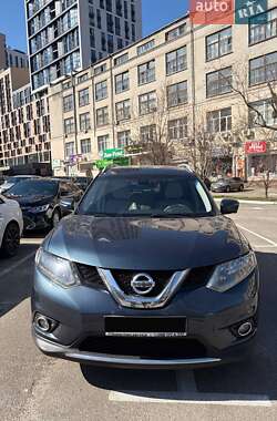 Позашляховик / Кросовер Nissan Rogue 2014 в Києві
