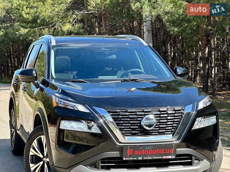 Внедорожник / Кроссовер Nissan Rogue 2021 в Белогородке