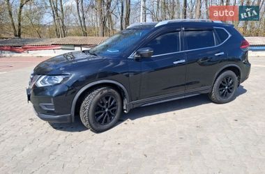 Внедорожник / Кроссовер Nissan Rogue 2017 в Виннице
