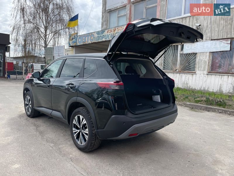 Внедорожник / Кроссовер Nissan Rogue 2023 в Сумах