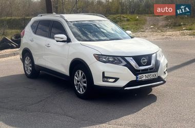 Позашляховик / Кросовер Nissan Rogue 2017 в Запоріжжі
