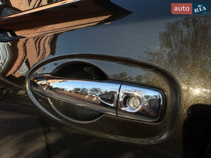 Позашляховик / Кросовер Nissan Rogue 2016 в Лубнах