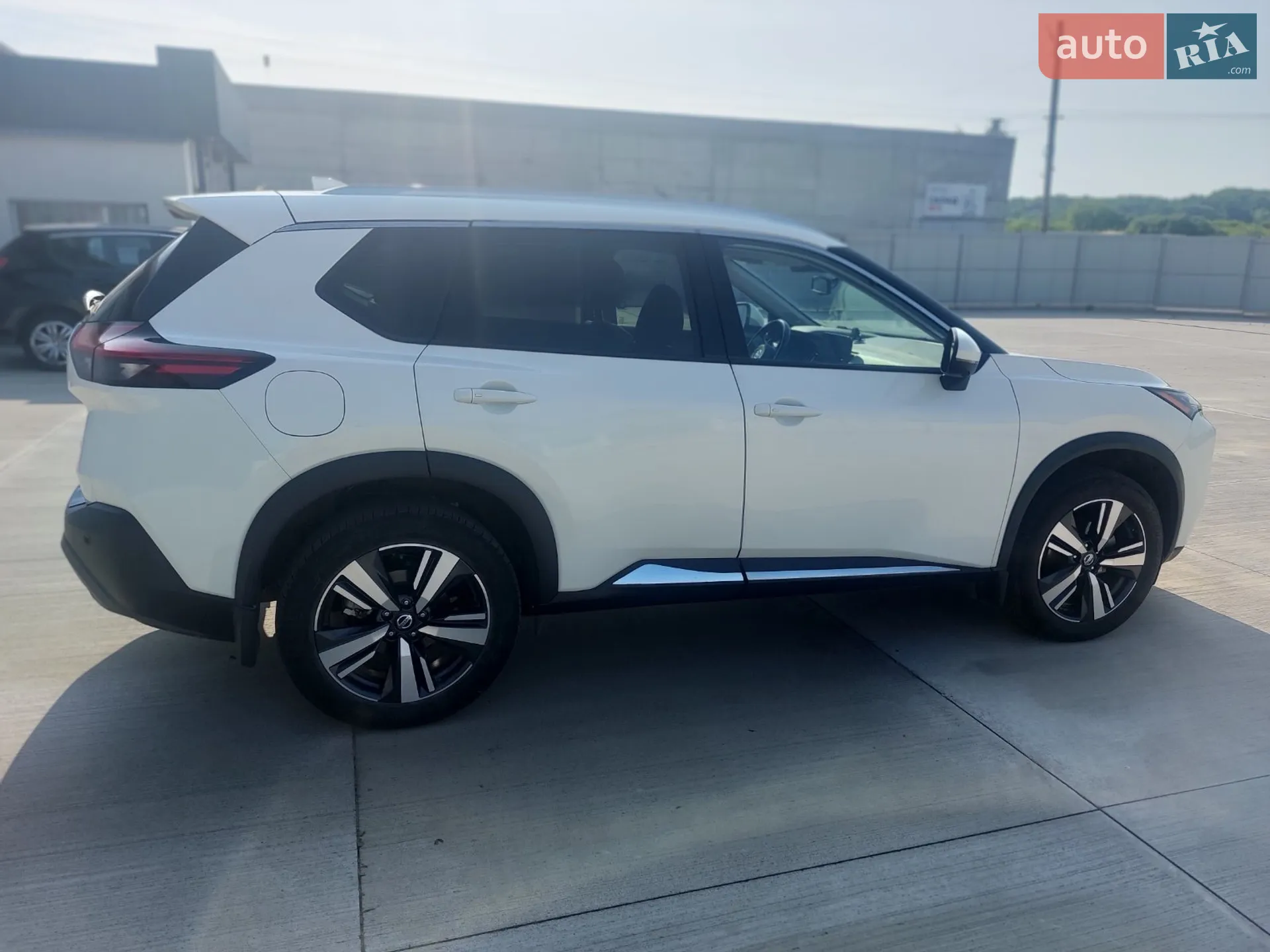 2021 Nissan Rogue - мініатюра 13