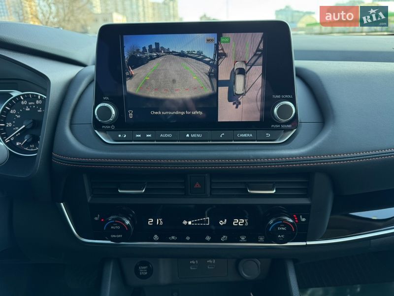 Внедорожник / Кроссовер Nissan Rogue 2024 в Киеве