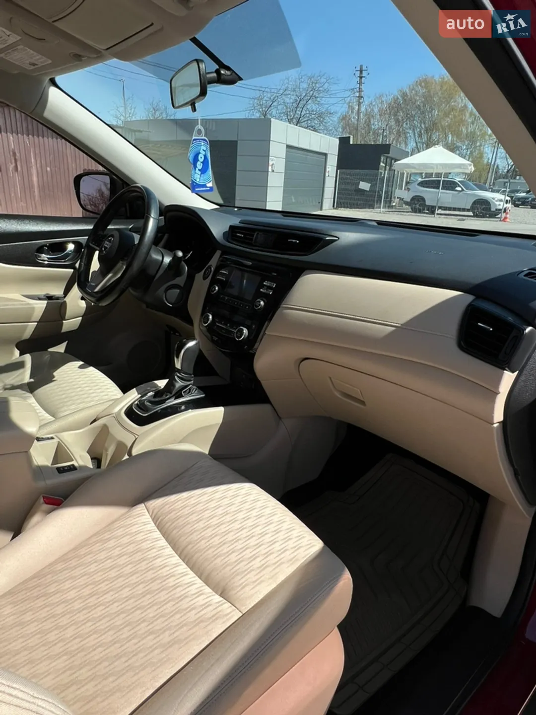 2017 Nissan Rogue - мініатюра 28