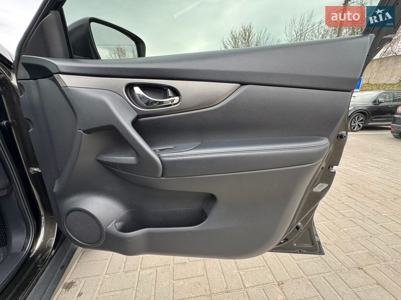 Внедорожник / Кроссовер Nissan Rogue 2016 в Тернополе фото 14 Внедорожник / Кроссовер Nissan Rogue 2016 в Тернополе