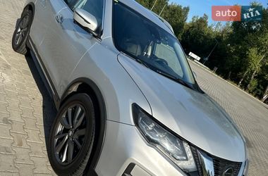 Внедорожник / Кроссовер Nissan Rogue 2019 в Яворове