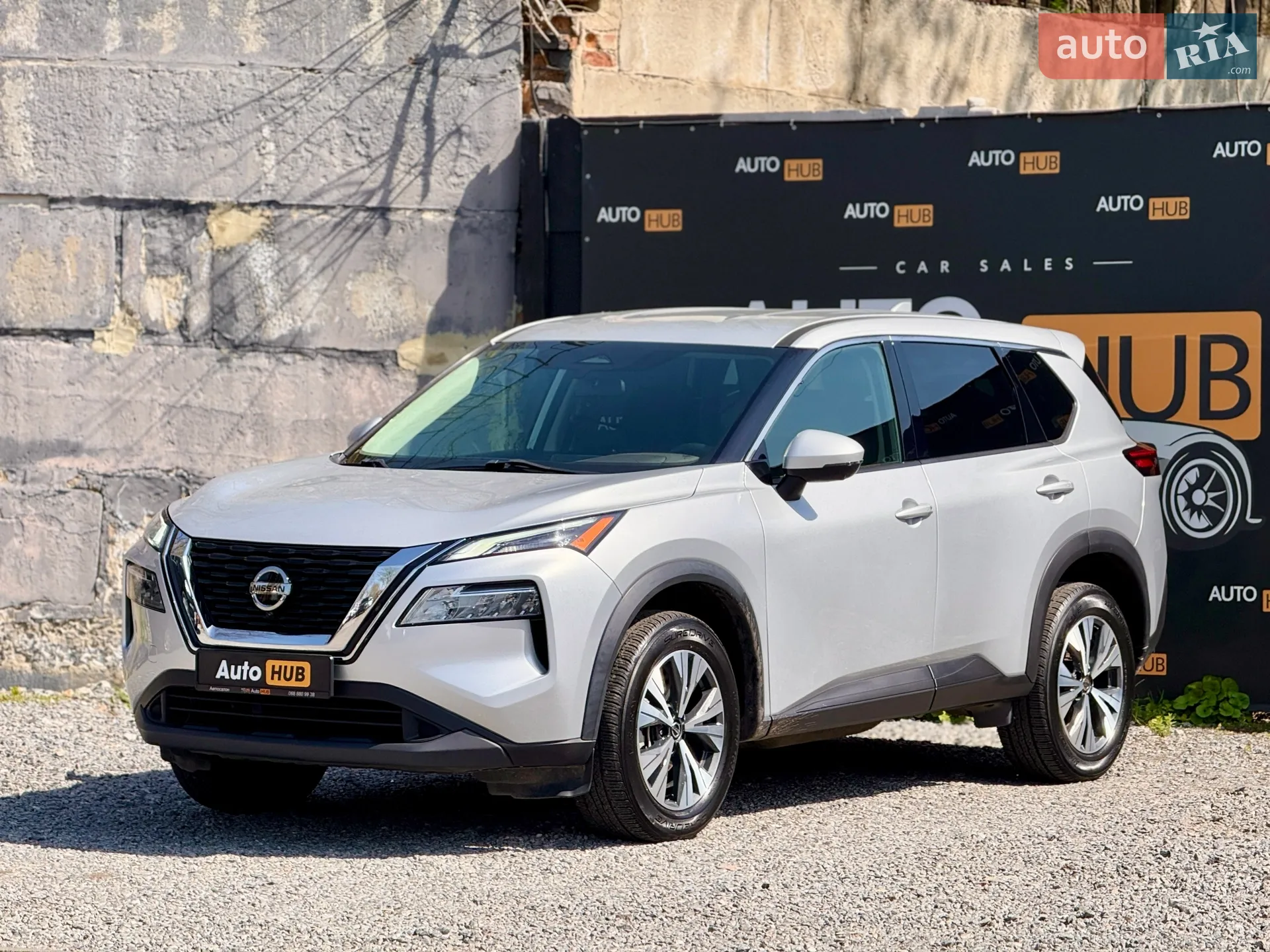 2021 Nissan Rogue - мініатюра 2
