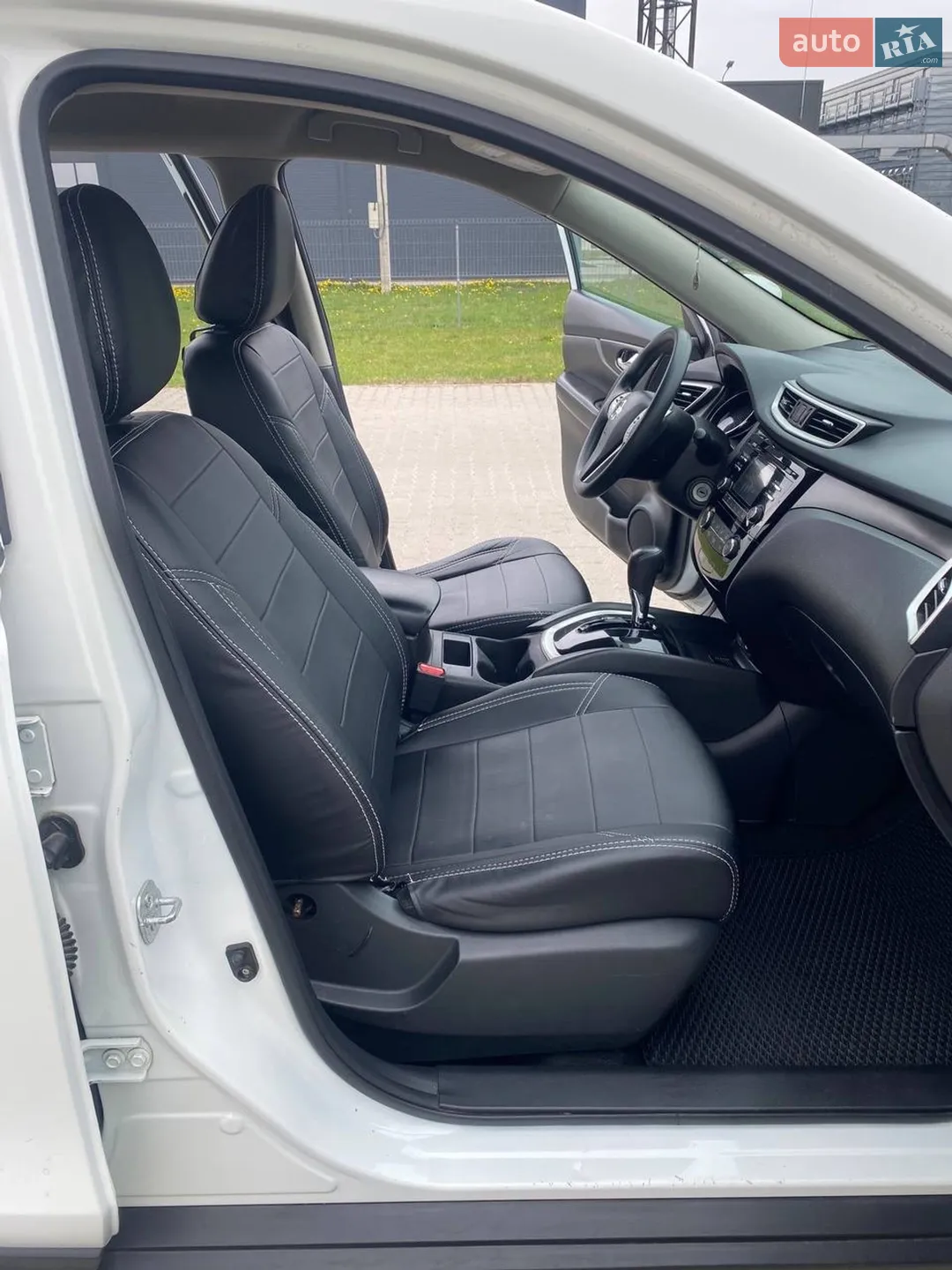 2015 Nissan Rogue - мініатюра 19