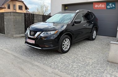 Внедорожник / Кроссовер Nissan Rogue 2018 в Броварах