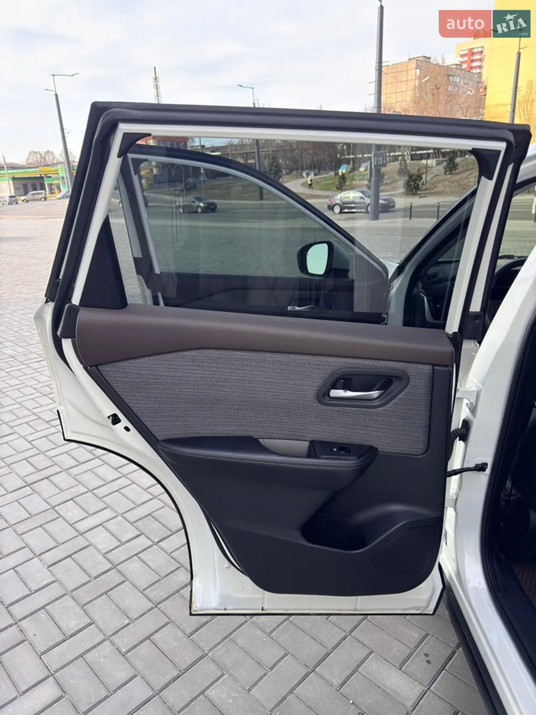 2022 Nissan Rogue - мініатюра 10