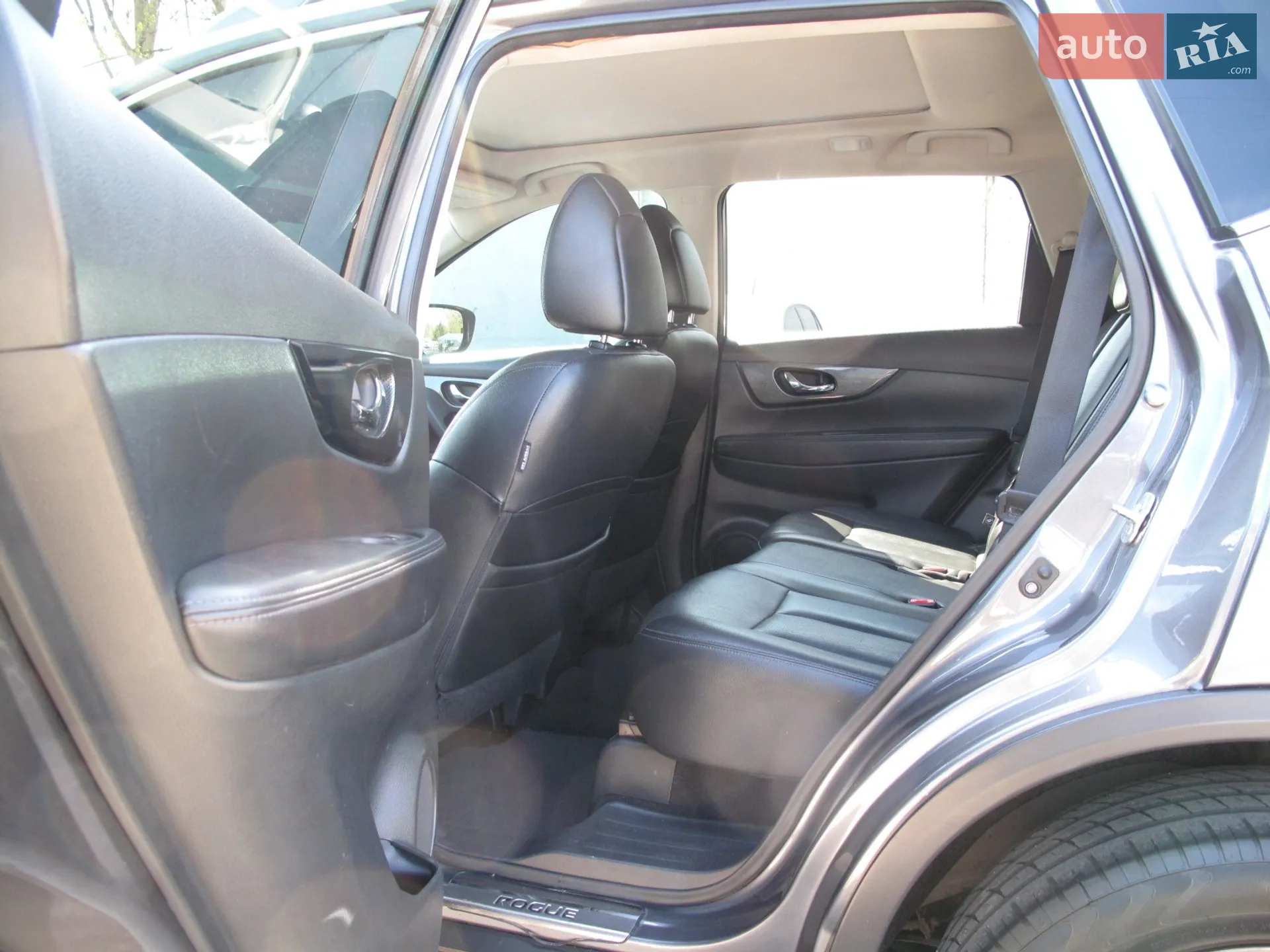 2015 Nissan Rogue - мініатюра 31