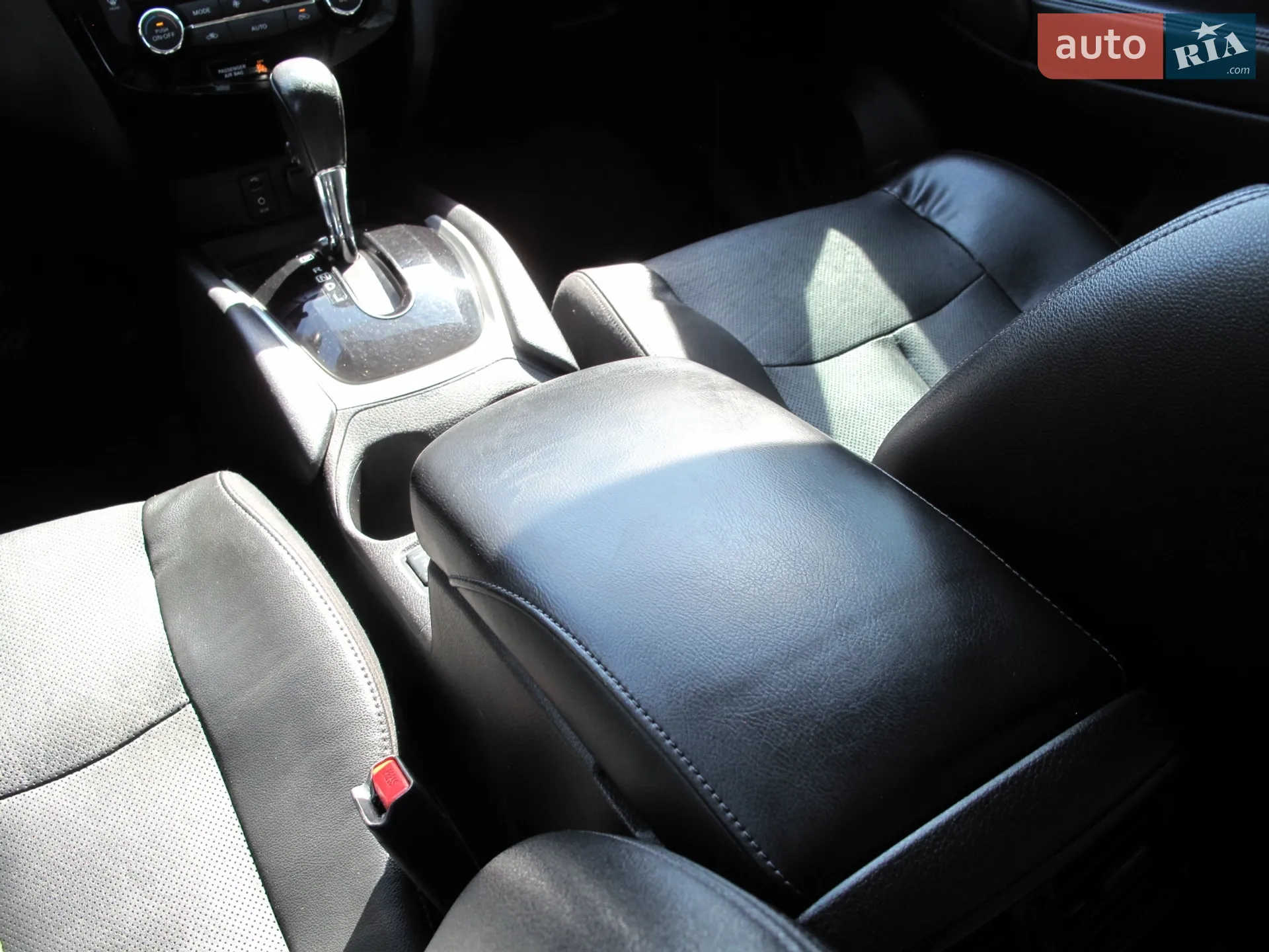 2015 Nissan Rogue - мініатюра 38
