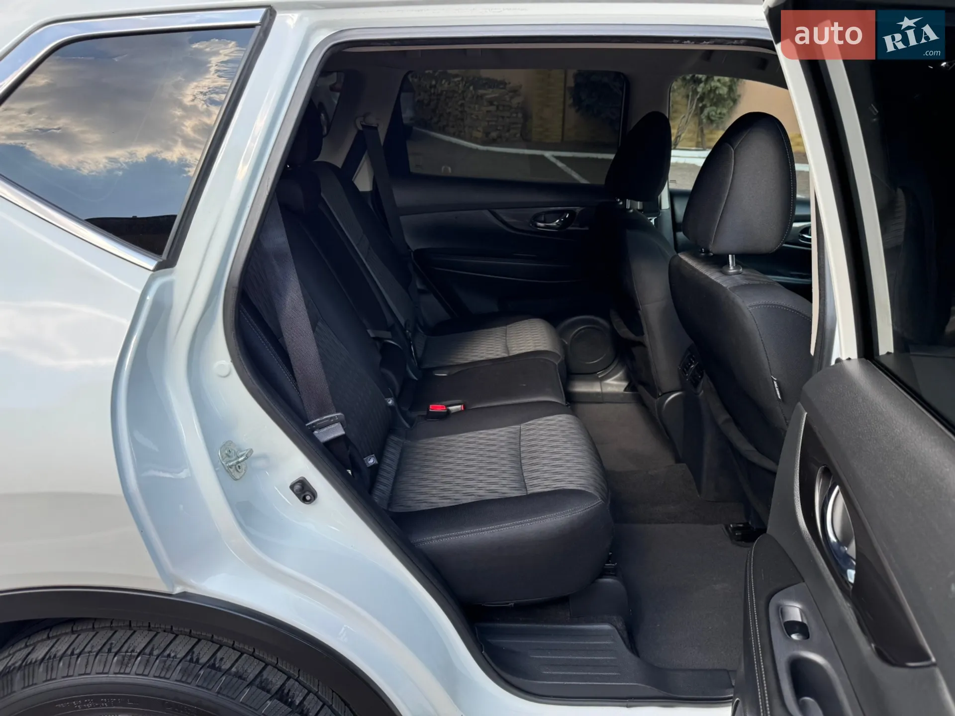 2018 Nissan Rogue - мініатюра 46